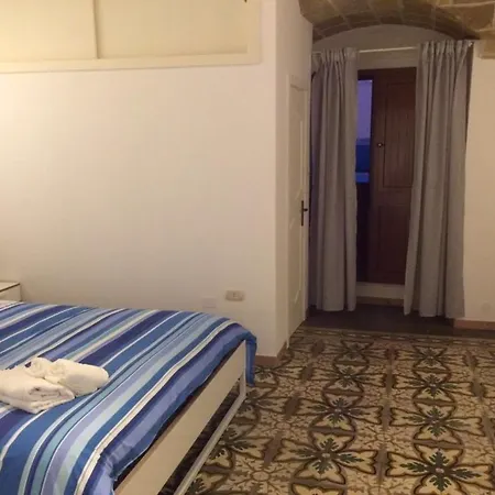Il Borgo Antico Diffuso Hotel 2*
